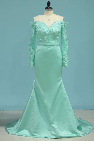 Satin Long Sleeves Mermaid Bridesmaid Dresses With Applique