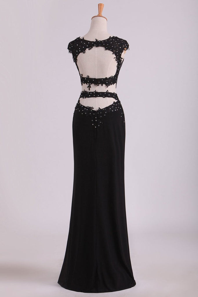 Prom Dresse Scoop Sheath With Applique And Beads Two-Piece Spandex