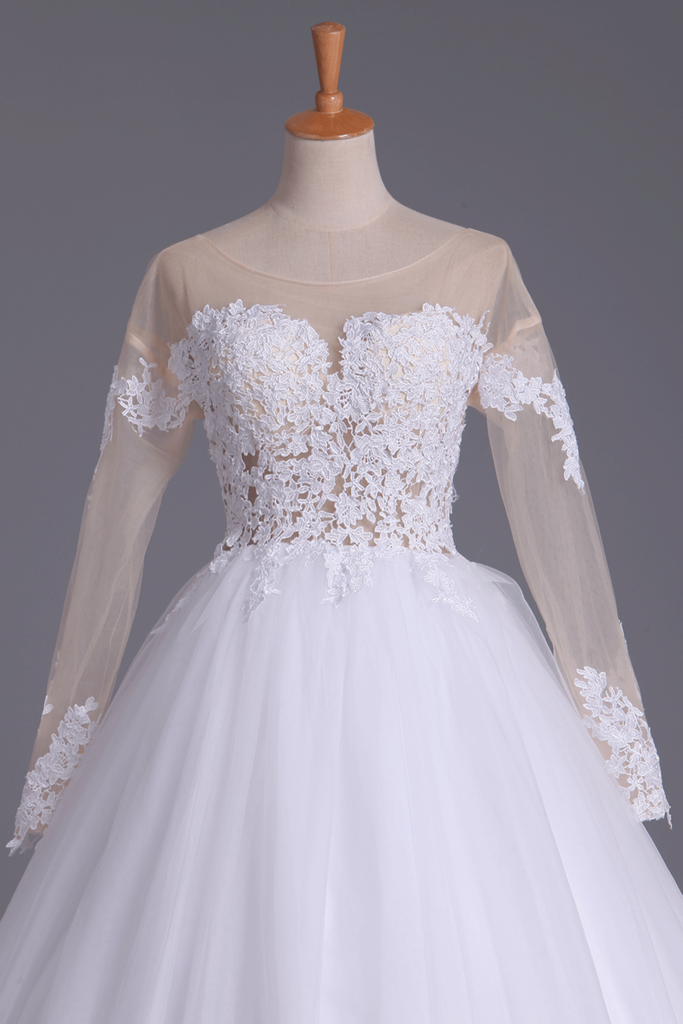 Long Sleeves Bateau Open Back Wedding Dresses Tulle With Applique