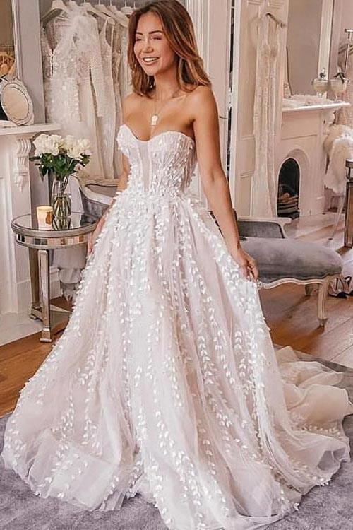Charming Sweetheart Strapless Tulle Ivory Wedding Dresses Cheap Wedding Gowns W1082