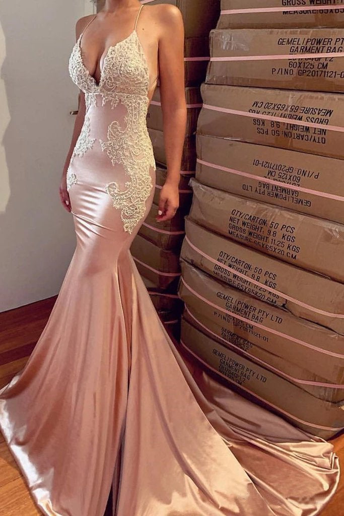 Sexy Mermaid Backless Prom Dress V Neck Long Lace Spaghetti Straps Evening Dresses