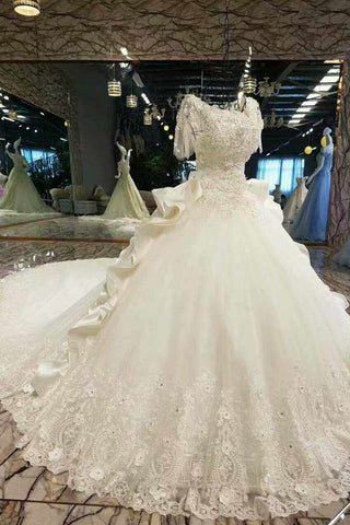Perfect Scoop Neck Mid-Length Sleeve Wedding Dresses A Line With Beading Two-Meter Royal Train