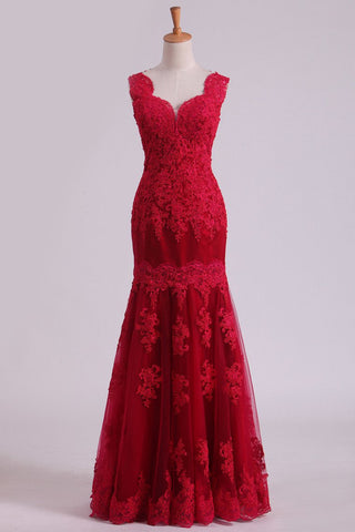 Red Straps Prom Dresses Tulle With Applique Sweep Train