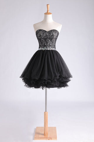 Sweetheart A Line Short/Mini Homecoming Dress With Applique Beaded