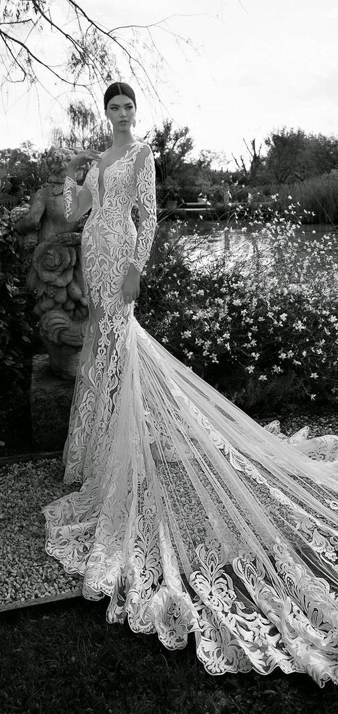 Vintage Long Sleeve Lace Open Back Mermaid Tulle White Wedding Dresses