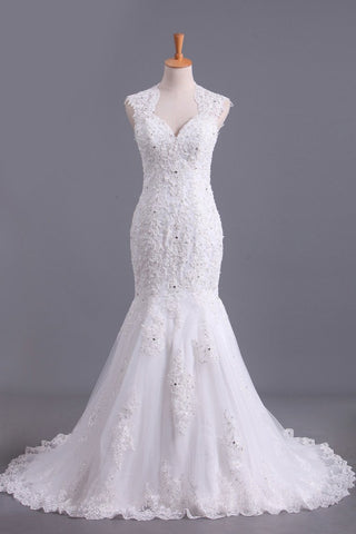 Hot Mermaid/Trumpet Wedding Dresses With Applique & Beads Open Back