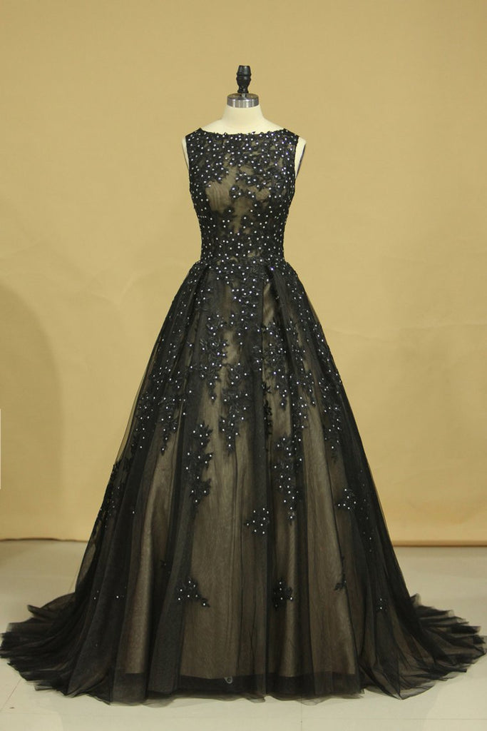 Black Sexy Bateau  A-Line Prom Gown Sweep Train With Beads & Applique