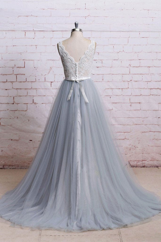 A-Line V-Neck Ivory Lace Bodice Grey Tulle Skirt Chapel Train Appliques Wedding Dress JS287