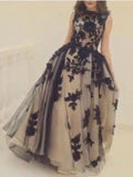 New Arrival A-Line Round Neck Black Lace Long Prom Dress 9052