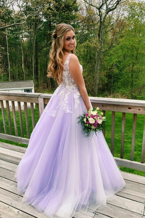 A Line Lilac Appliques Tulle Evening Formal Gowns V Neck Long Prom Dresses